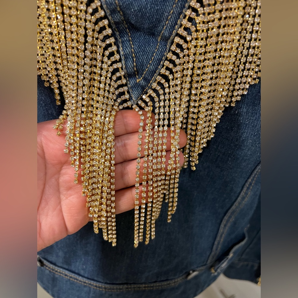 Don’t miss out this gorgeous jacket! Denim Jacket..Size S - Picture 5 of 16